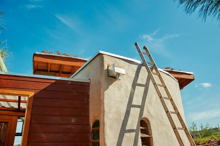 Storm Damage Restoration: Restoring Your Roof’s Integrity and Value