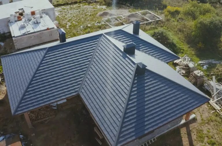 The Ultimate Guide to Soffit and Fascia: Function, Materials, and Maintenance