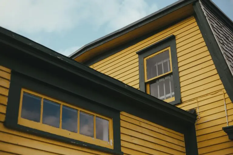 Understanding the Advantages of Seamless Gutters