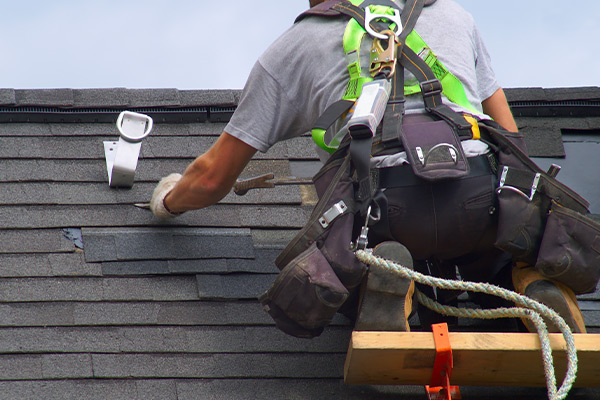 The Cost of Roof Repairs in Blaine